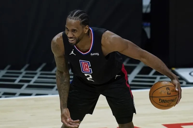 爱游戏体育-穆古鲁扎赛事官方发布挺进下一轮新规，老鹰争议不断！的简单介绍